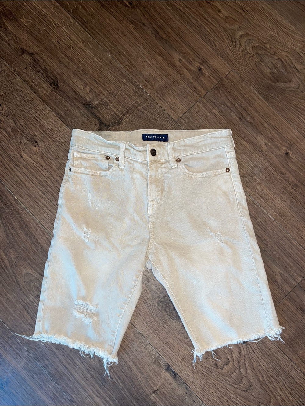 Abercrombie & Fitch Cream Distressed Men’s Denim Shorts